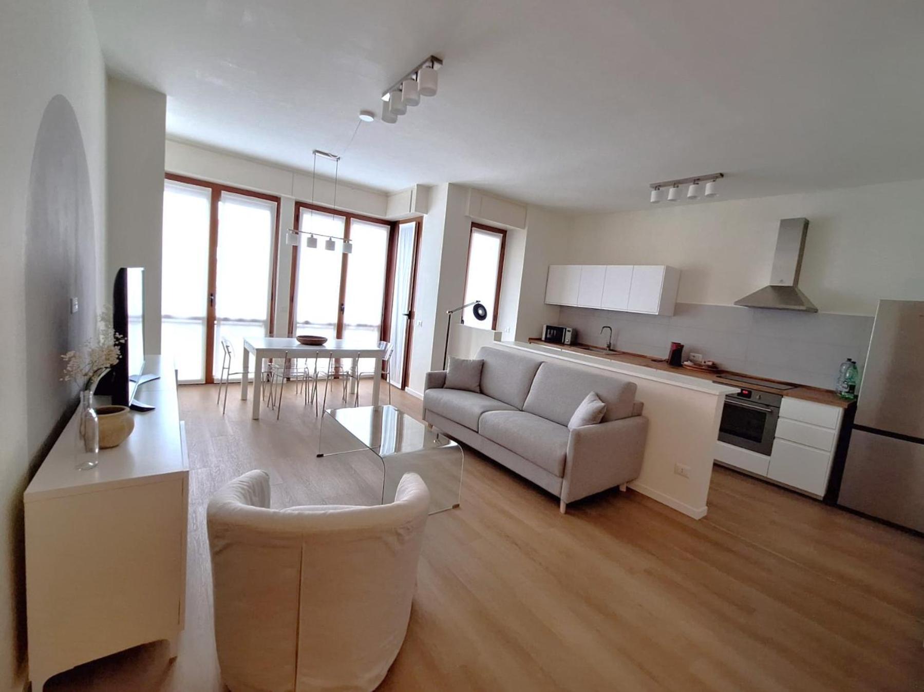 Charming Towers Guest House-Apartment Milano Exteriör bild